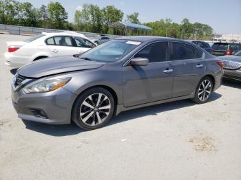  Salvage Nissan Altima