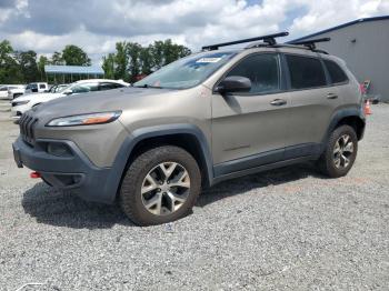  Salvage Jeep Cherokee