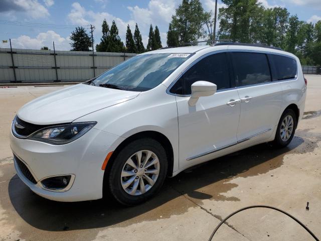  Salvage Chrysler Pacifica