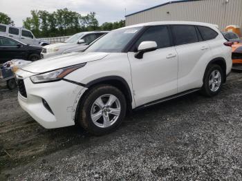  Salvage Toyota Highlander