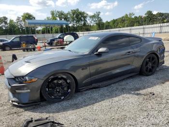  Salvage Ford Mustang