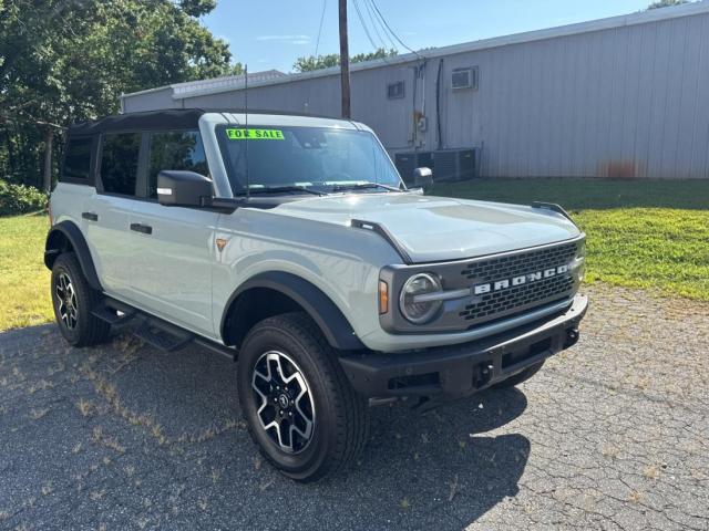  Salvage Ford Bronco
