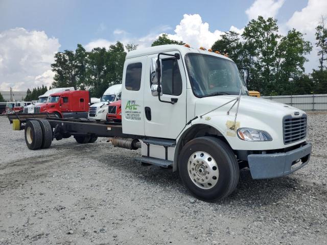  Salvage Freightliner M2 106 Med