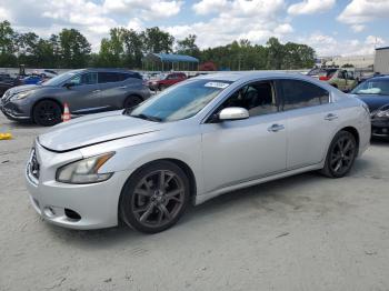  Salvage Nissan Maxima