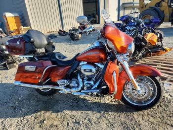  Salvage Harley-Davidson Flse