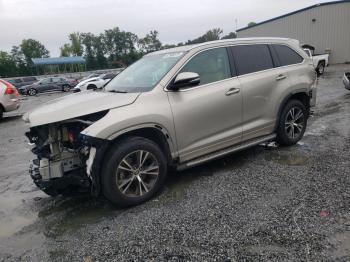  Salvage Toyota Highlander
