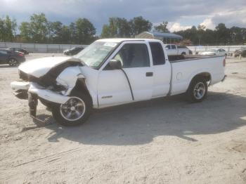  Salvage Chevrolet S-10