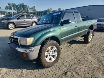  Salvage Toyota Tacoma