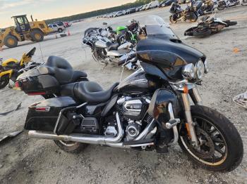  Salvage Harley-Davidson Fl
