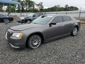  Salvage Chrysler 300