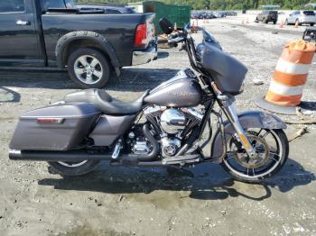  Salvage Harley-Davidson Fl