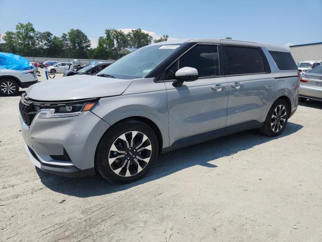  Salvage Kia Carnival