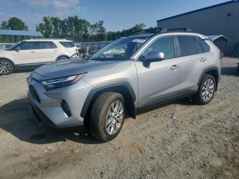  Salvage Toyota RAV4