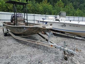  Salvage War Eagle 548 Boat