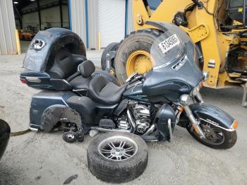  Salvage Harley-Davidson Fl