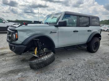  Salvage Ford Bronco