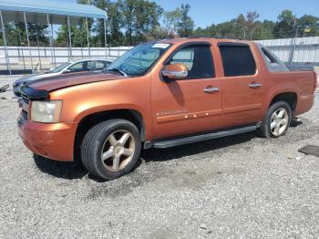  Salvage Chevrolet Avalanche