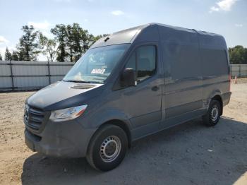  Salvage Mercedes-Benz Sprinter
