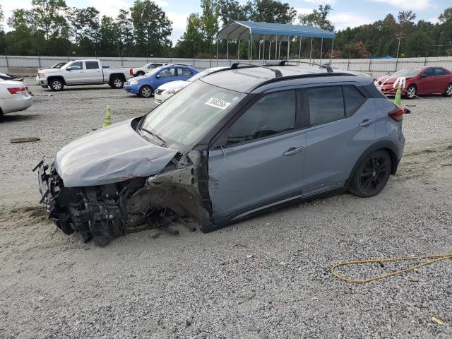  Salvage Nissan Kicks