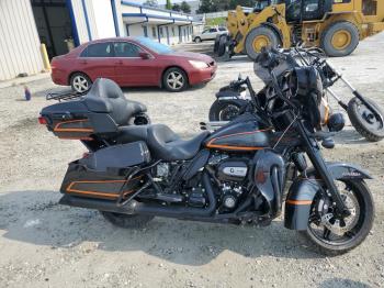  Salvage Harley-Davidson Fl