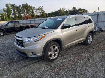  Salvage Toyota Highlander