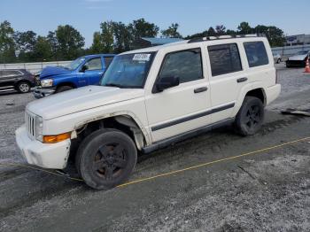  Salvage Jeep Commander