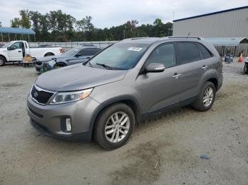  Salvage Kia Sorento