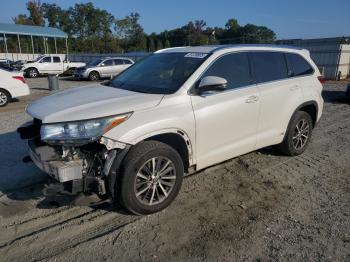  Salvage Toyota Highlander