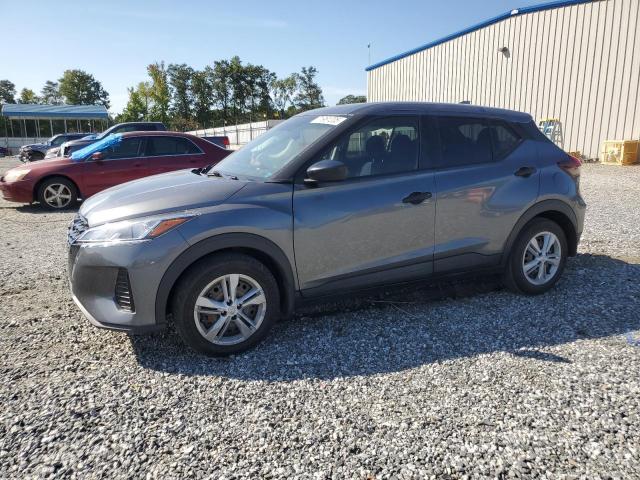  Salvage Nissan Kicks
