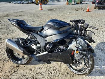  Salvage Kawasaki Zx1002 M