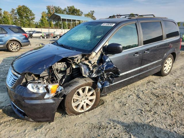  Salvage Chrysler Minivan