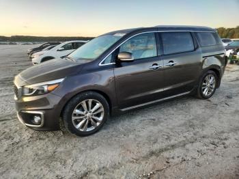  Salvage Kia Sedona