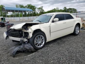  Salvage Chrysler 300