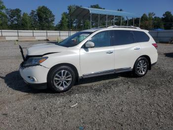  Salvage Nissan Pathfinder