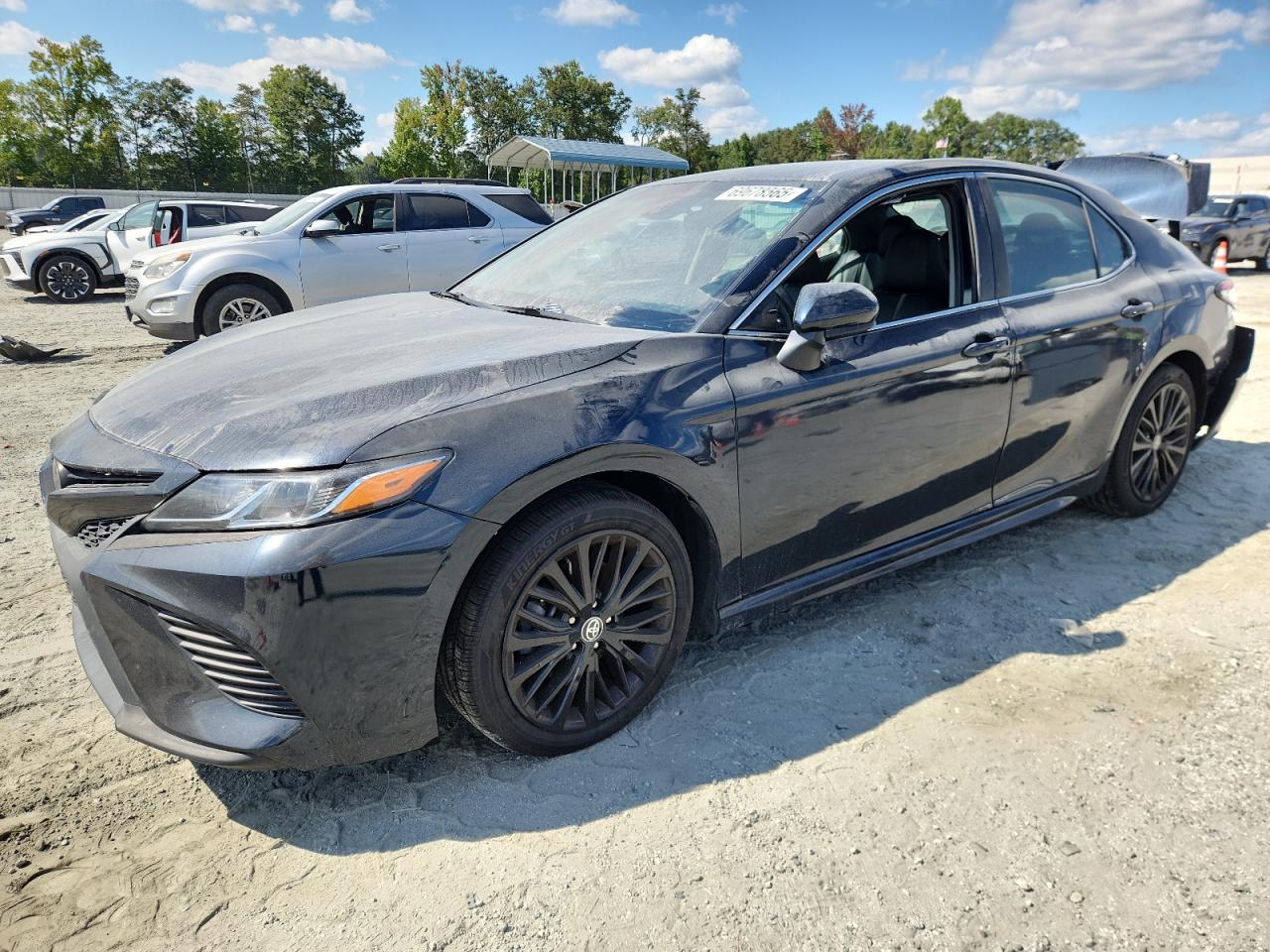 Toyota Camry Se Image 1