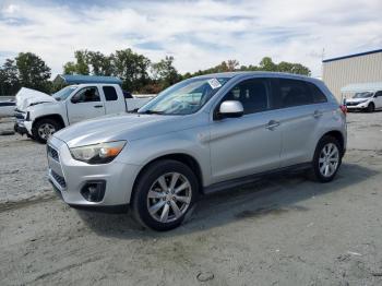  Salvage Mitsubishi Outlander