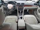 Volkswagen Passat Sel Image 12