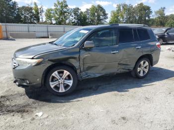  Salvage Toyota Highlander