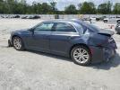 Chrysler 300 Limited Image 8