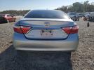 Toyota Camry Le Image 8