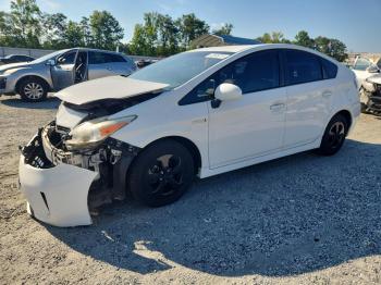  Salvage Toyota Prius