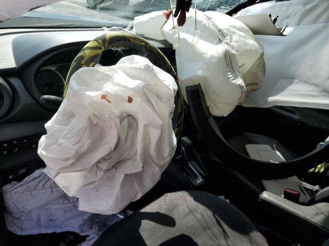 Nissan Kicks S Image 5