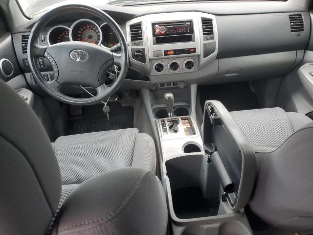 Toyota Tacoma Double Cab Image 8