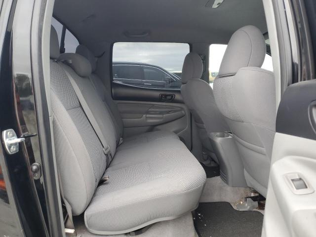 Toyota Tacoma Double Cab Image 11