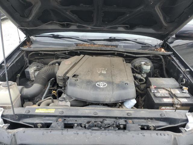 Toyota Tacoma Double Cab Image 3