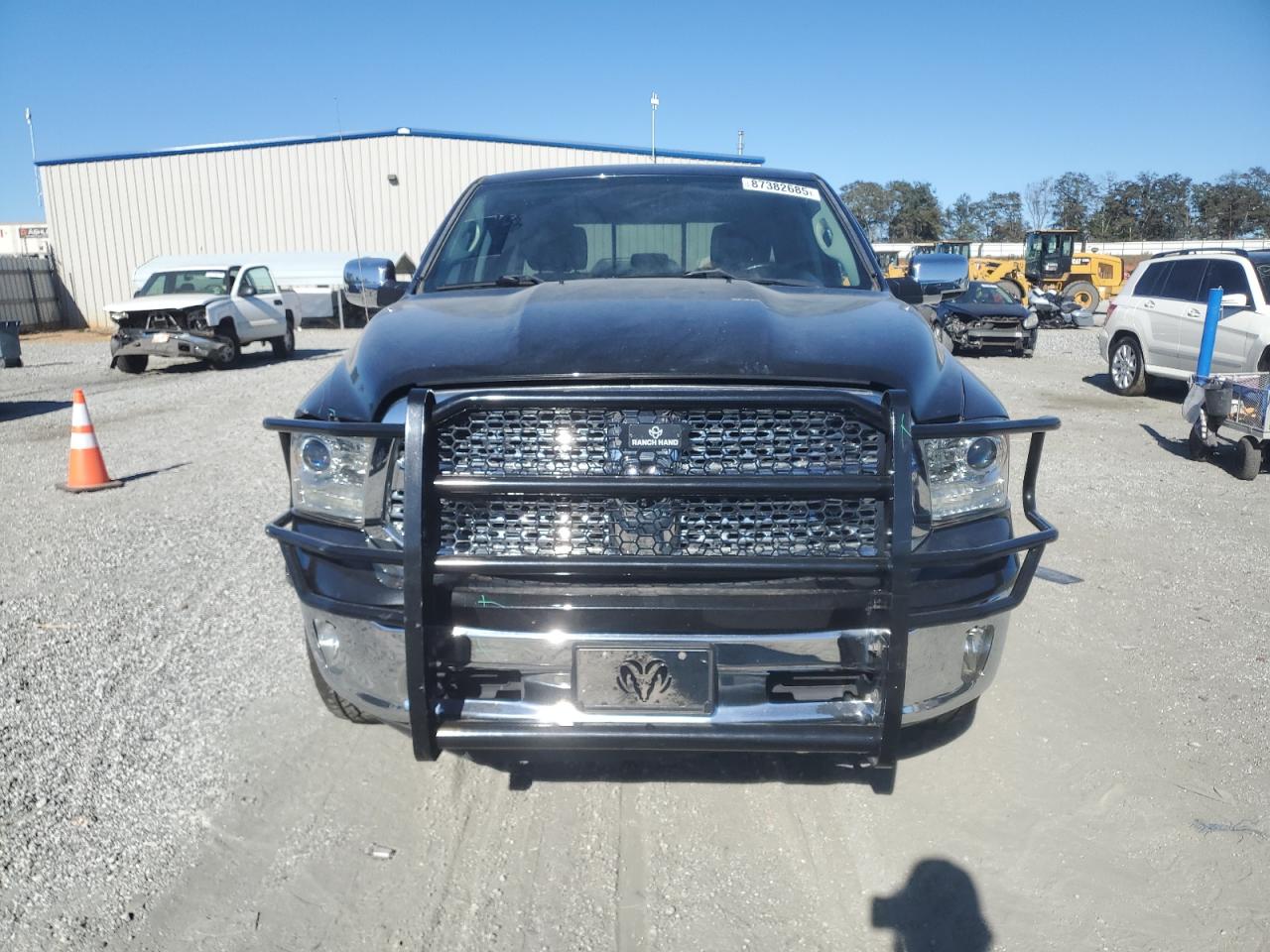 Ram 1500 Laramie Image 4