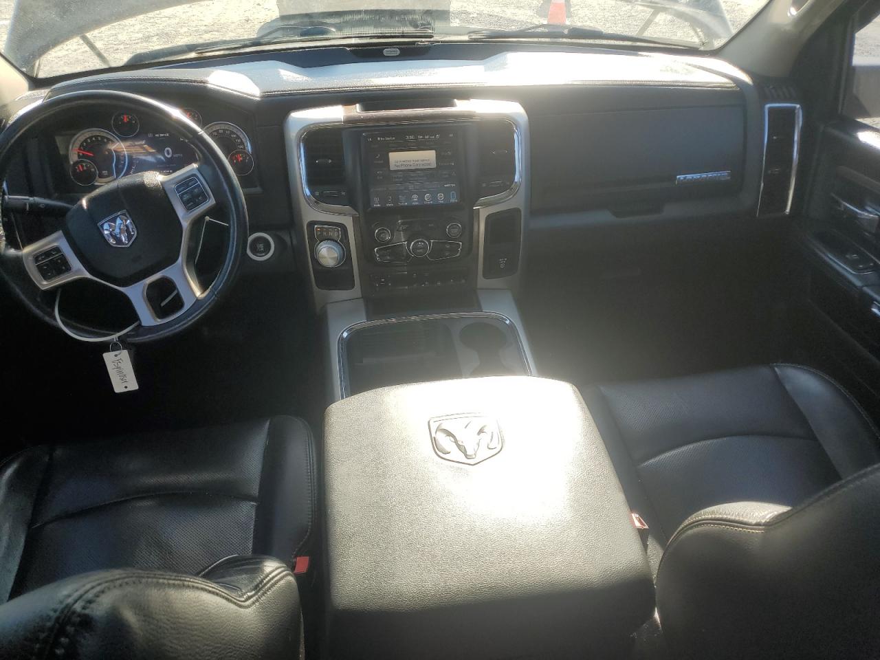 Ram 1500 Laramie Image 12