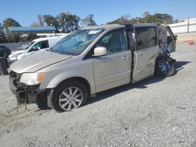  Salvage Chrysler Minivan