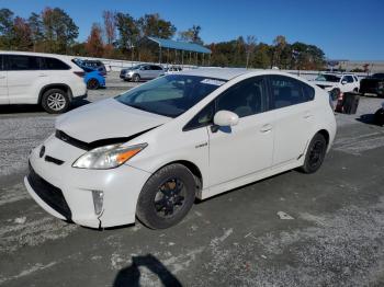  Salvage Toyota Prius