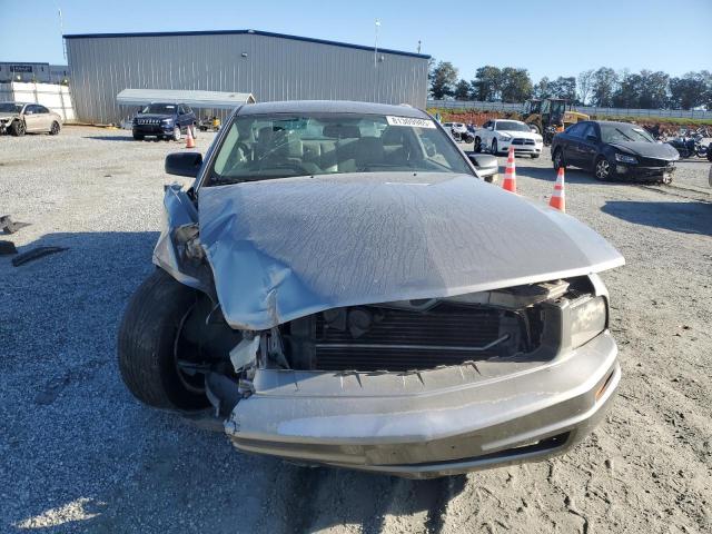 Ford Mustang Image 11